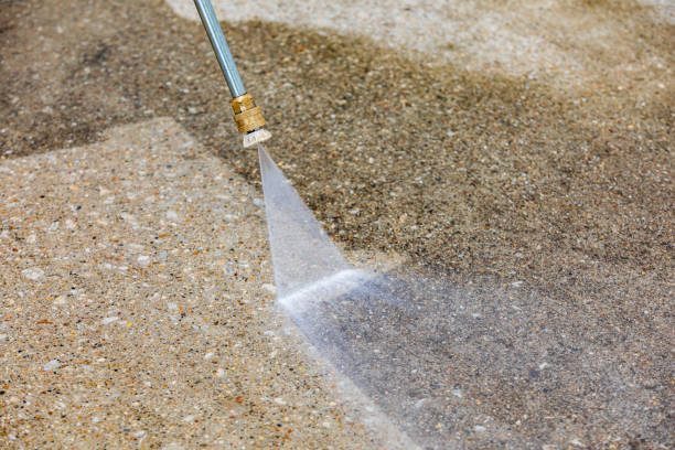 Best House Exterior Washing  in Tuntutuli, AK